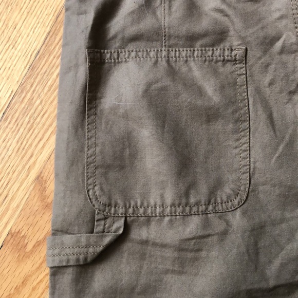 Lacoste relaxed fit carpenter pants. NWT. W32L30. - Picture 4 of 7